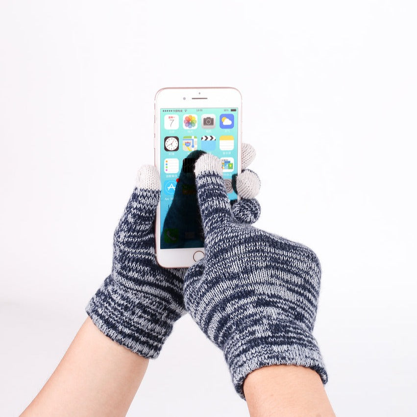 Gash Hao Hat Scarf and Glove Set